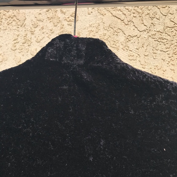 Black Velvet Shall - Picture 8 of 8